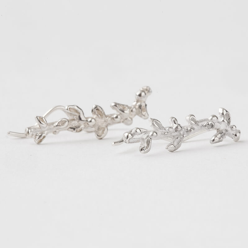 Orecchini climber artigianali forma boccioli, orecchini artigianali in argento 925, orecchini artigianali a Milano